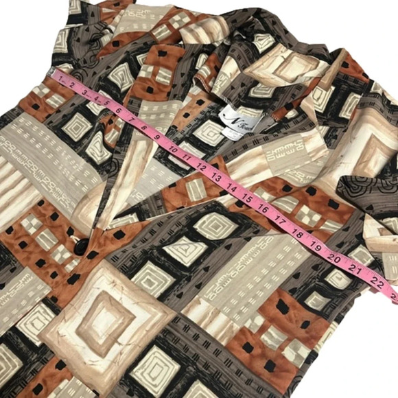 N Touch geometric blazer lightweight size 10 fall jacket pockets front button - Picture 12 of 13